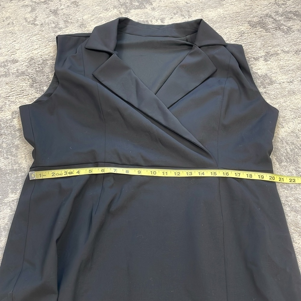 New Carolina Herrera Sleeveless Trench Dress Black Blazer Style with Slit Wool - Picture 10 of 15
